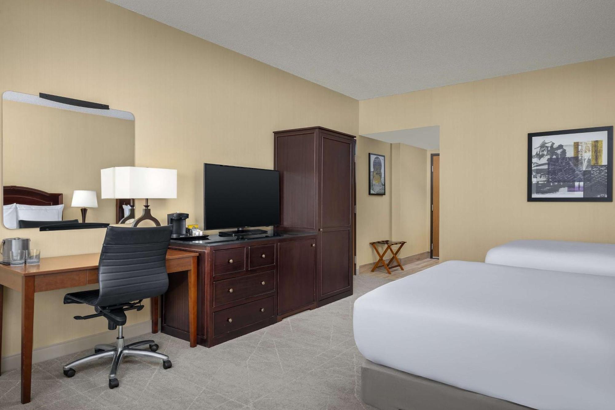 Doubletree By Hilton Chicago O'Hare Airport-Rosemont Hotel Exterior foto